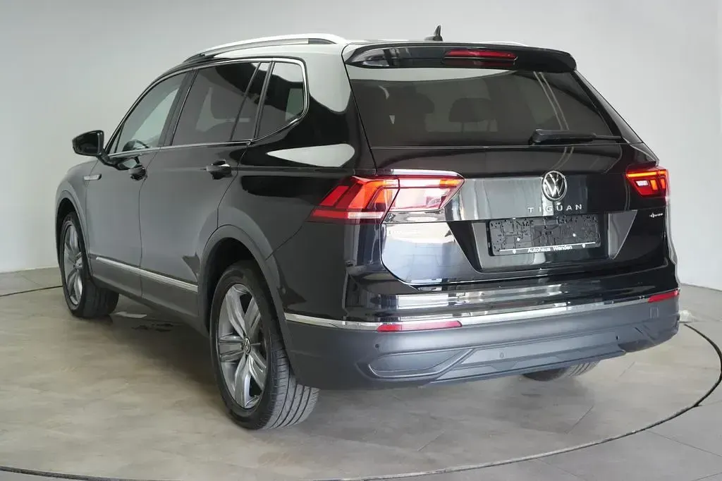 Gebraucht VW Tiguan Allspace Life 200 PS (147 kW) 2022 Schwarz SUV
