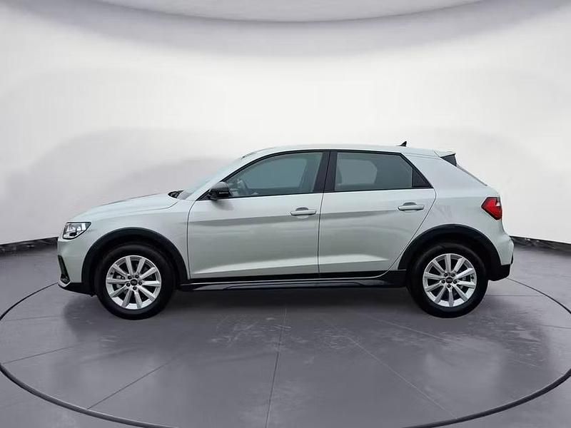 Gebraucht Audi A1 Comfort 110 PS (80 kW) 2023 Silber SUV
