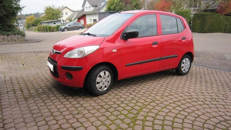 Rot Gebraucht 2008 Hyundai i10 Classic Kleinwagen | 1.900 € (Guter Preis) - Bild 1/4