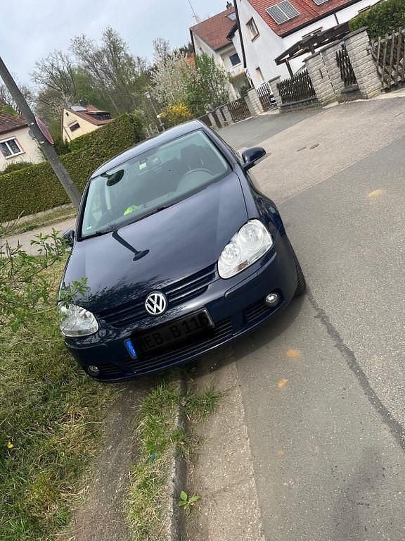 Blau Gebraucht 2008 VW Golf VI Trendline Kombi | 1.800 € (Superpreis) - Bild 1/4