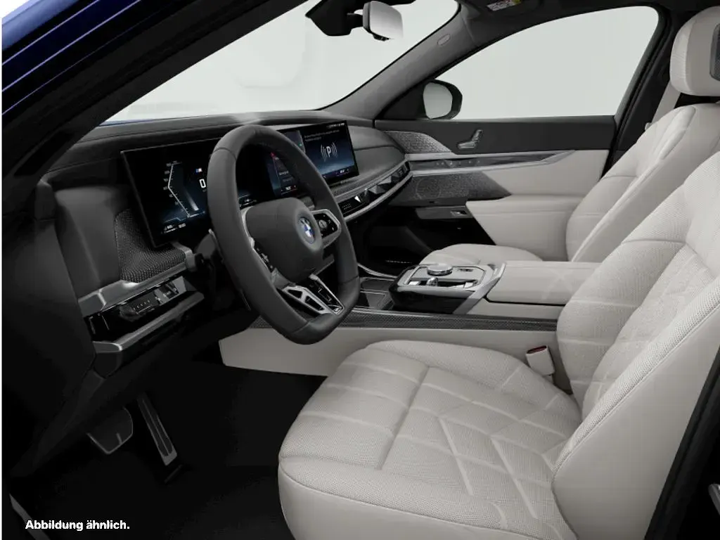 Gebraucht BMW M760e 571 PS (419 kW) 2025 Blau Limousine