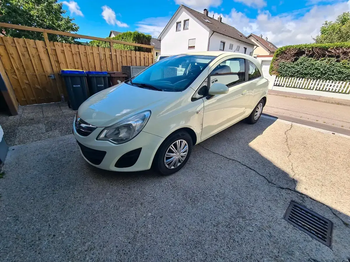 Gebraucht Opel Corsa 69 PS (50 kW) 2012 Kleinwagen