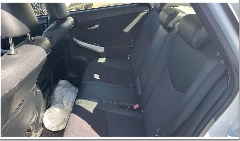 Gebraucht Toyota Prius 136 PS (100 kW) 2012 Weiß Limousine