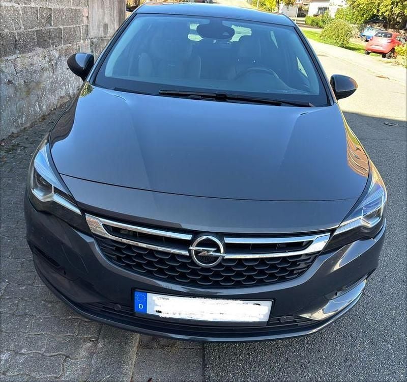 Gebraucht Opel Astra Innovation 150 PS (110 kW) 2016 Grau Limousine