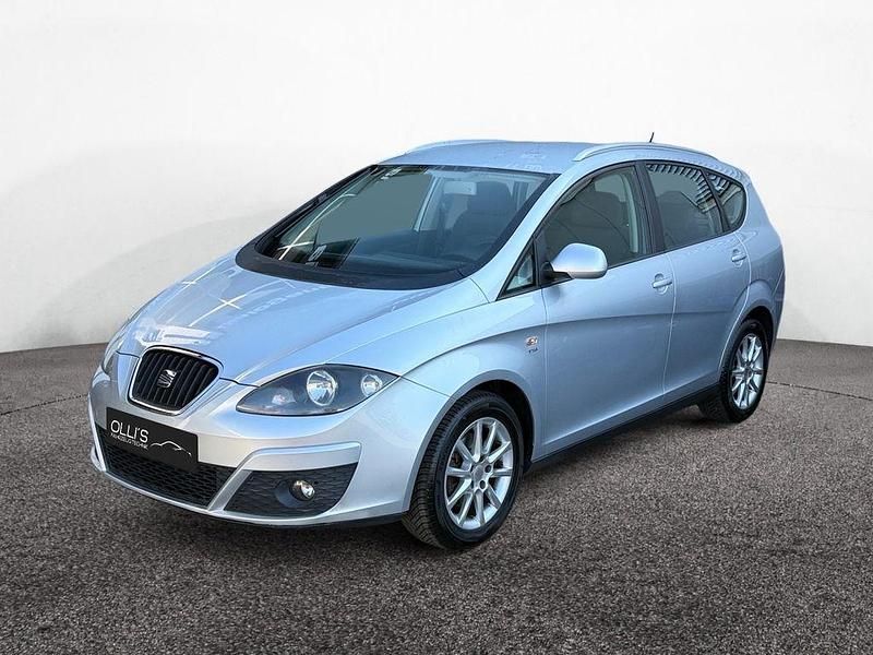 Silber Gebraucht 2010 Seat Altea XL Style Van / Kleinbus | 5.900 € (Fairer Preis) - Bild 1/4