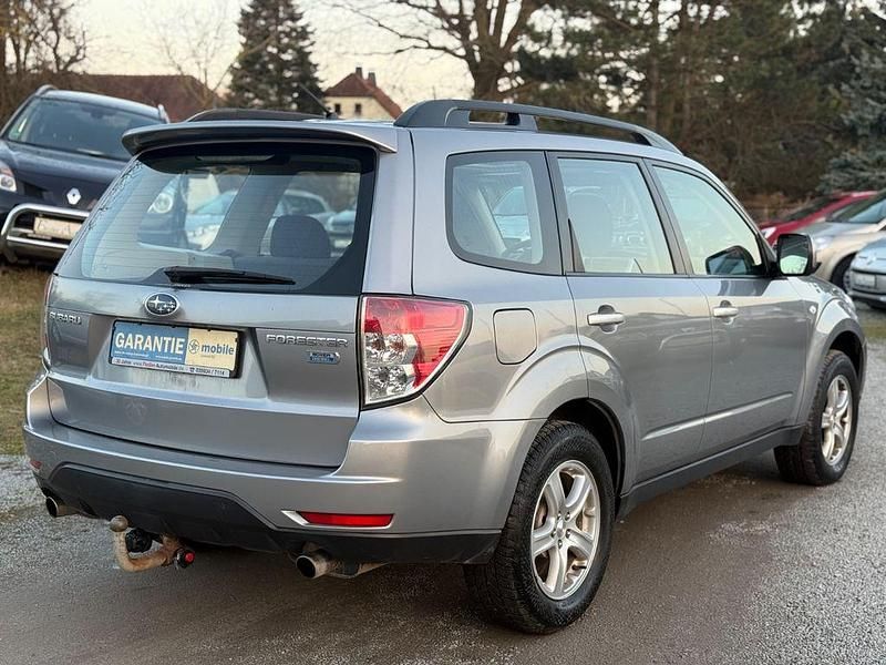Gebraucht Subaru Forester Comfort 147 PS (108 kW) 2009 Grau SUV