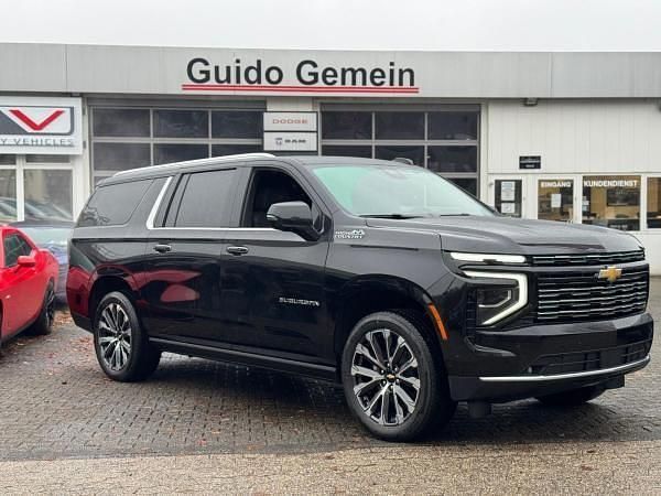 Schwarz (black) Neu 2025 Chevrolet Suburban SUV | 101.800 € - Bild 1/4
