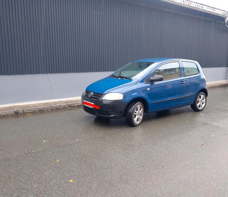 Gebraucht VW Fox 55 PS (40 kW) 2007 Blau Kleinwagen