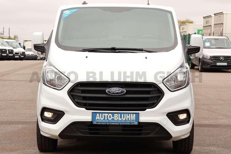 Second-hand Ford Transit Custom 131 CP (96 kW) 2023 Alb Monovolum