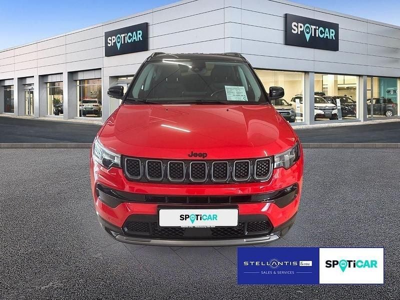 Gebraucht Jeep Compass 131 PS (96 kW) 2023 Rot SUV
