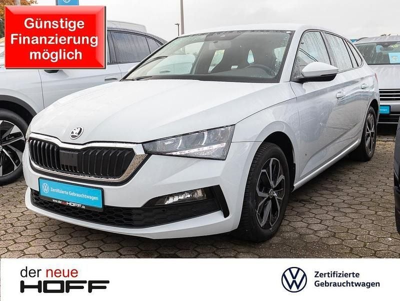 Weiß Gebraucht 2019 Skoda Scala Dynamic Kleinwagen | 13.975 € (Superpreis) - Bild 1/4