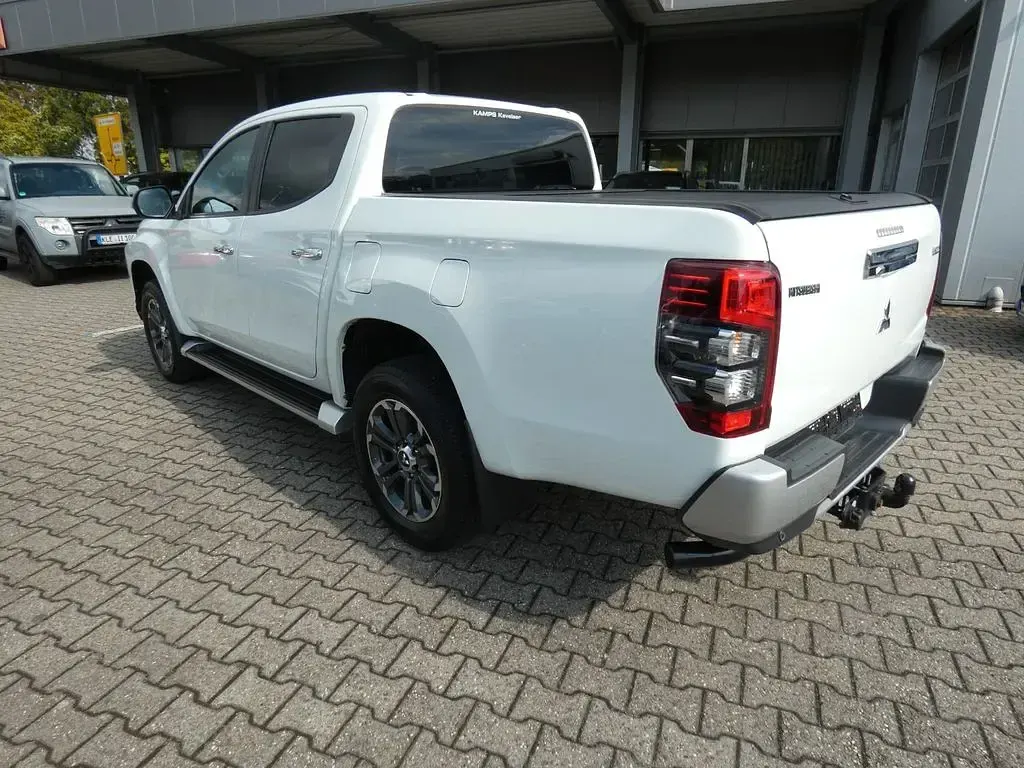 Gebraucht Mitsubishi L200 Top 150 PS (110 kW) 2020 Weiß Pickup