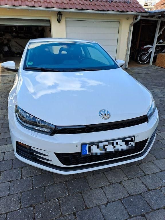 Weiß Gebraucht 2015 VW Scirocco Coupé | 10.000 € (Superpreis) - Bild 1/4