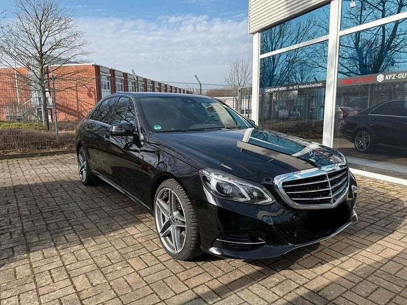 Gebraucht Mercedes E500 408 PS (300 kW) 2014 Schwarz Limousine