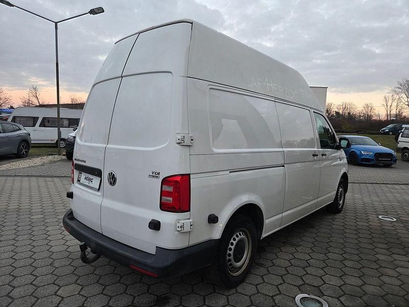 Gebraucht VW Transporter 140 PS (102 kW) 2016 Weiß Van