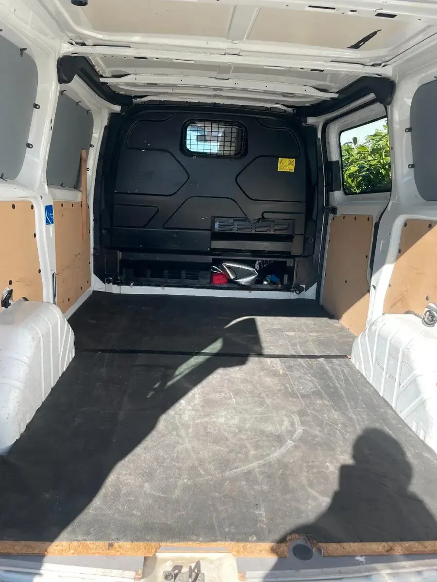 Używany Ford Transit 101 KM (74 kW) 2016 Biały Minivan