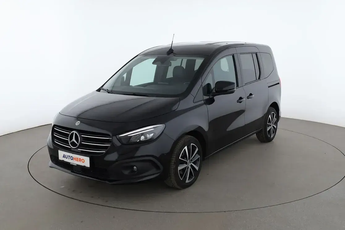 Gebraucht Mercedes T180 Progressive 116 PS (85 kW) 2022 Van / Kleinbus