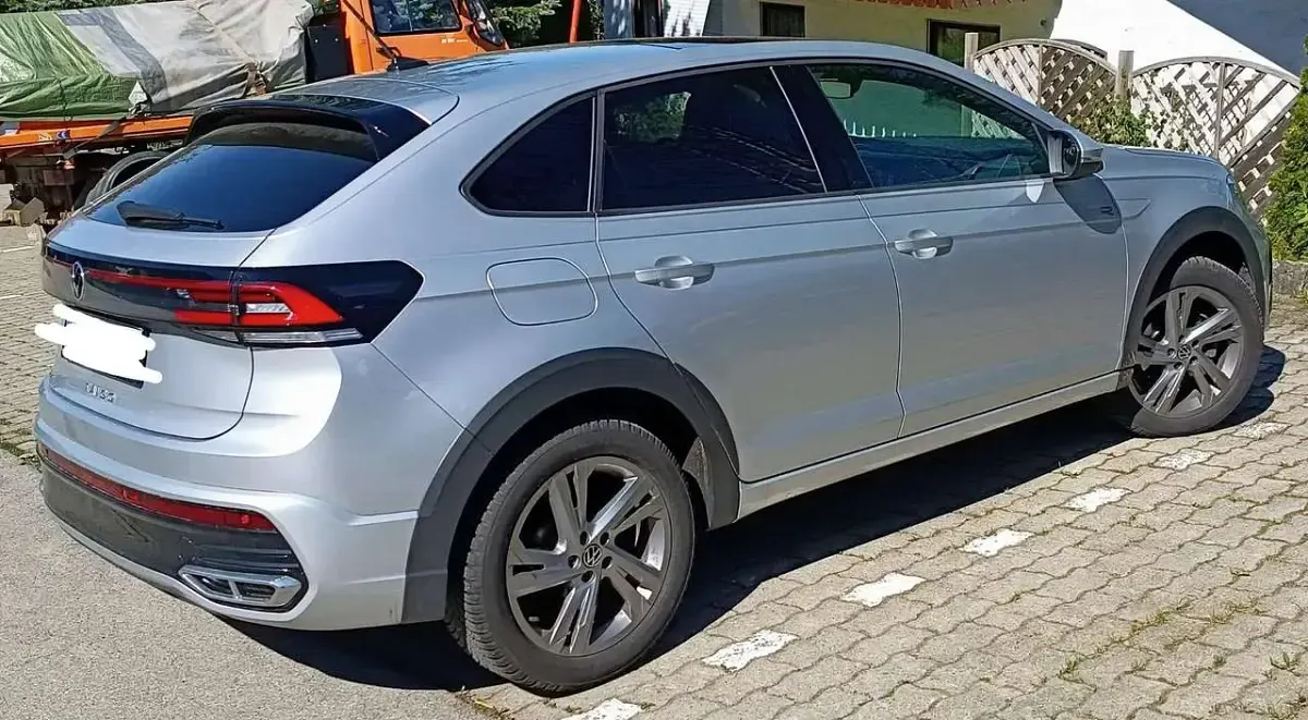 Gebraucht VW Taigo R-line 116 PS (85 kW) 2024 Silber SUV
