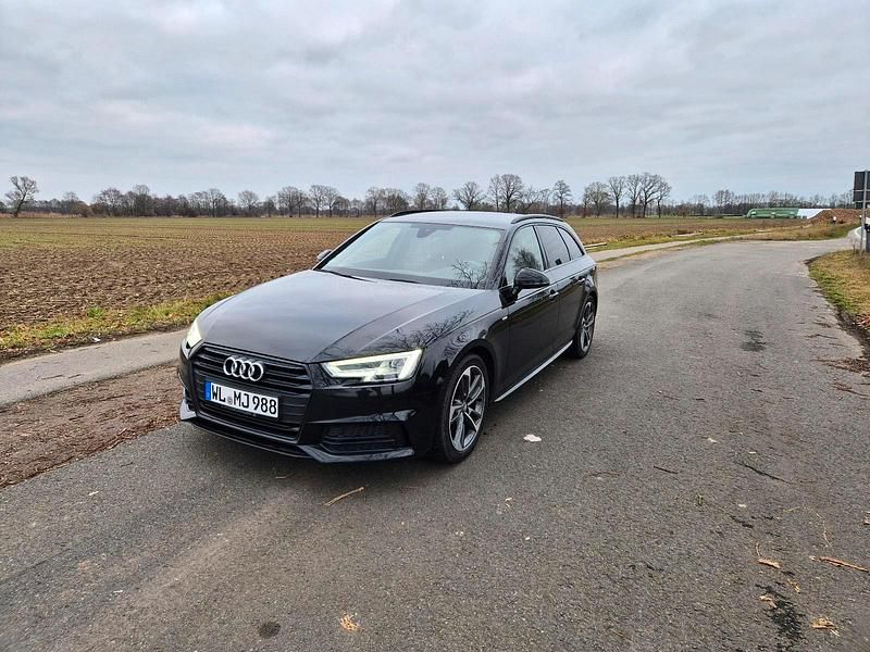 Schwarz Gebraucht 2018 Audi A4 S-Line Kombi | 19.300 € (Fairer Preis) - Bild 1/4