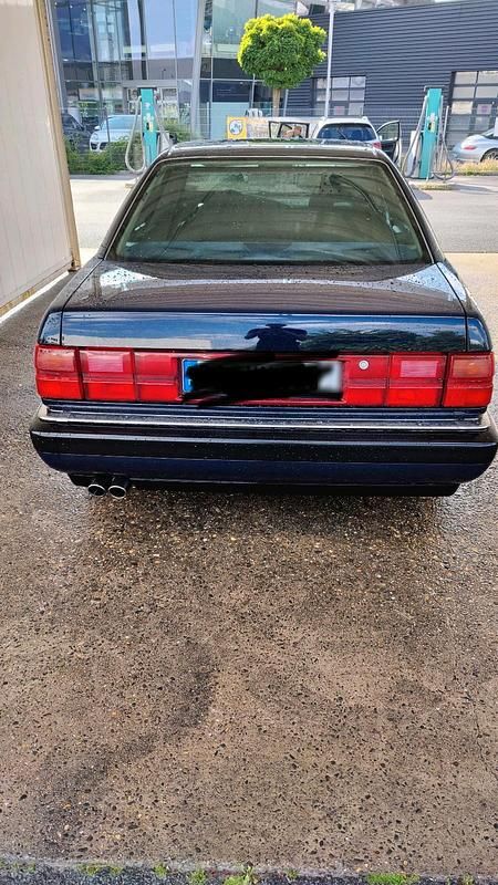 Gebraucht Audi V8 250 PS (183 kW) 1993 Blau Limousine