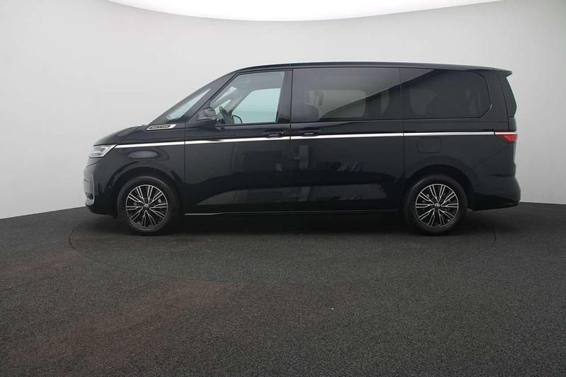 Gebraucht VW Multivan Style 150 PS (110 kW) 2024 Schwarz Van