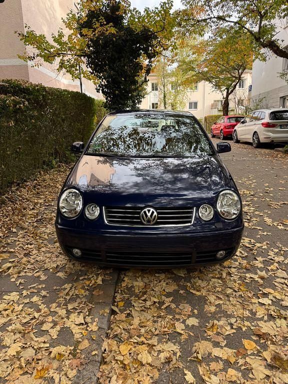 Blau Gebraucht 2003 VW Polo Highline Limousine | 1.800 € (Guter Preis) - Bild 1/4