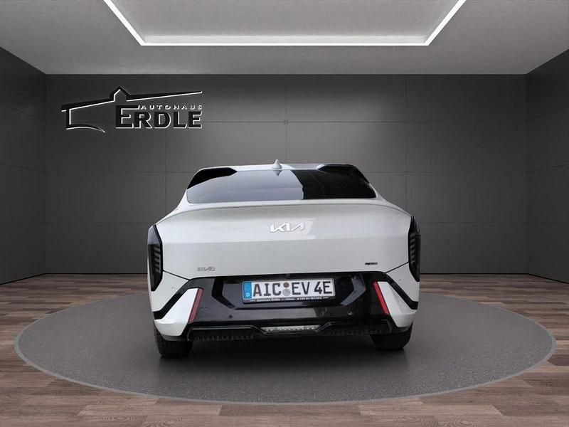 Gebraucht Kia EV4 150 kW (204 PS) 2025 Swp) snow white pearl (weiss Limousine