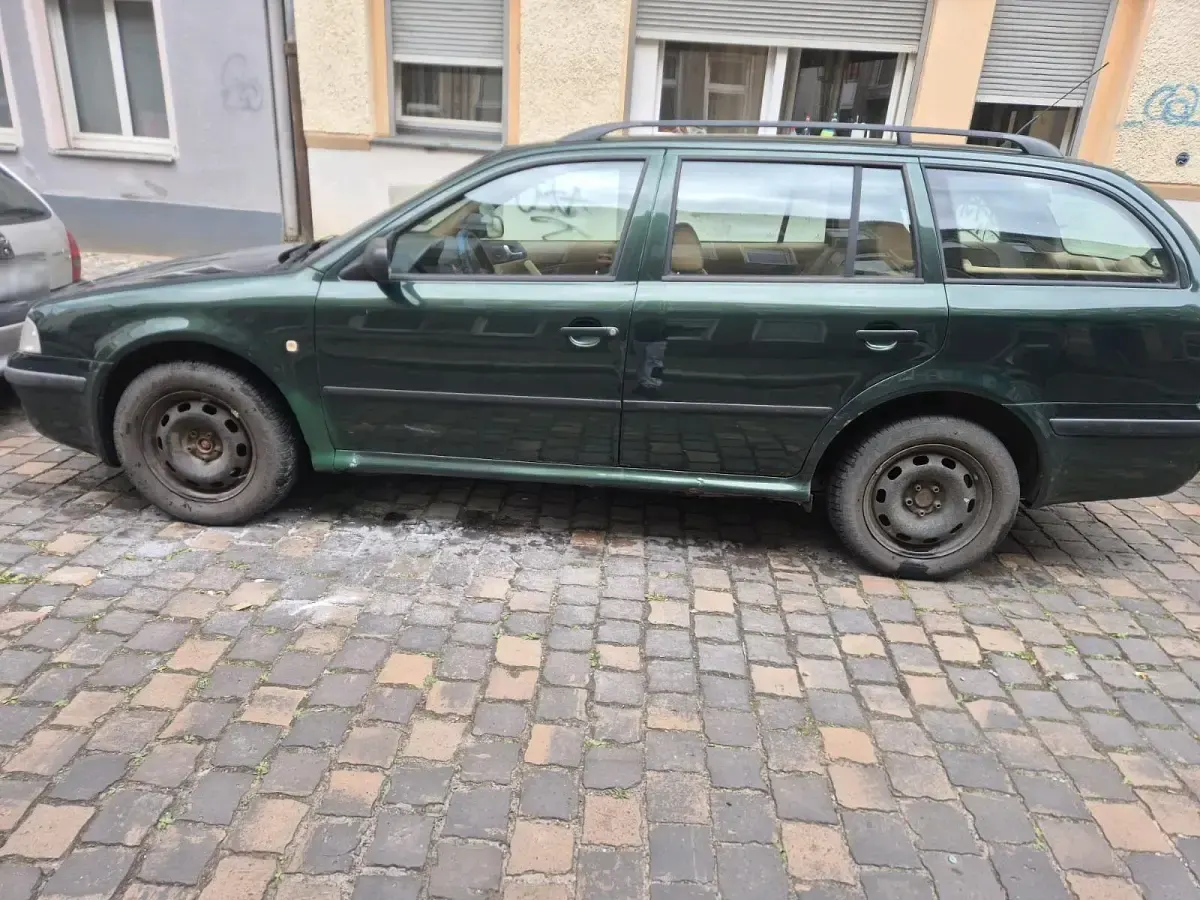 Gebraucht Skoda Octavia 131 PS (96 kW) 2002 Grün Kombi