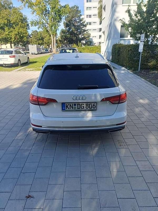 Gebraucht Audi A4 150 PS (110 kW) 2019 Limousine