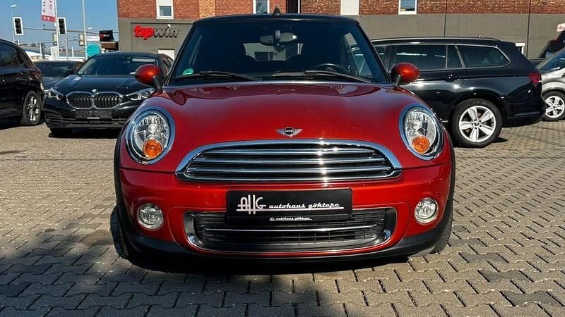 Gebraucht Mini Cooper Cabriolet 122 PS (89 kW) 2012 Orange Cabrio