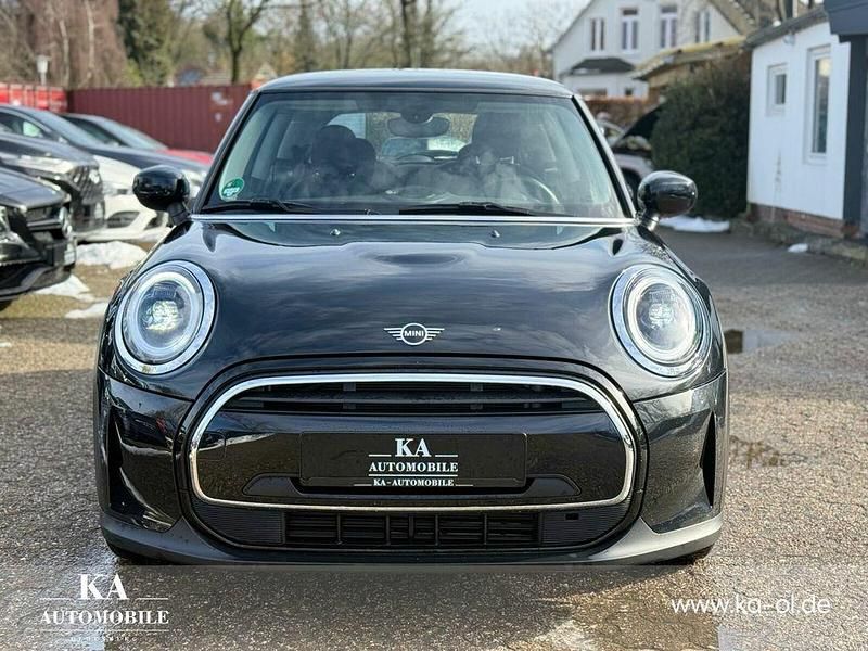 Gebraucht Mini ONE Classic 102 PS (75 kW) 2022 Schwarz Kleinwagen