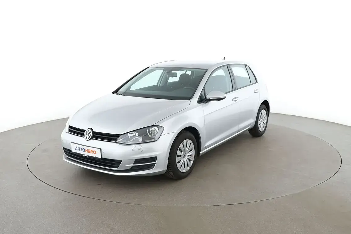 Gebraucht VW Golf VII Trendline 86 PS (63 kW) 2015 Limousine