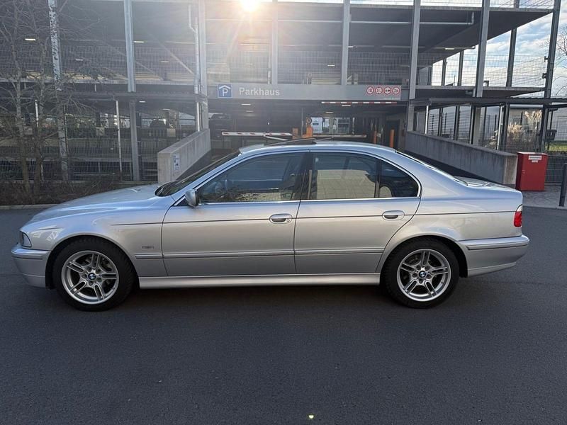 Używany BMW 520 Exclusive 170 KM (125 kW) 2001 Srebrny Sedan/Limuzyna