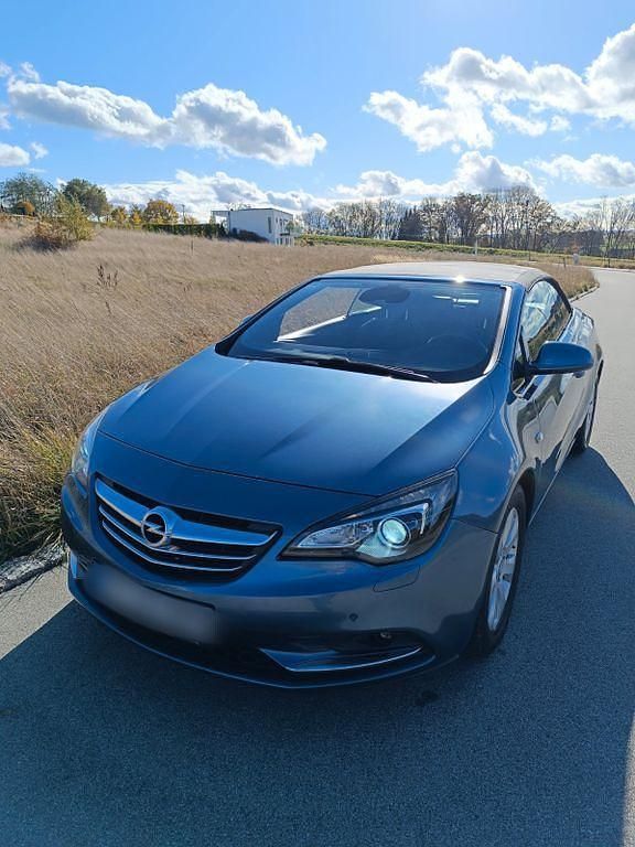 Gebraucht Opel Cascada 140 PS (102 kW) 2013 Blau Cabrio