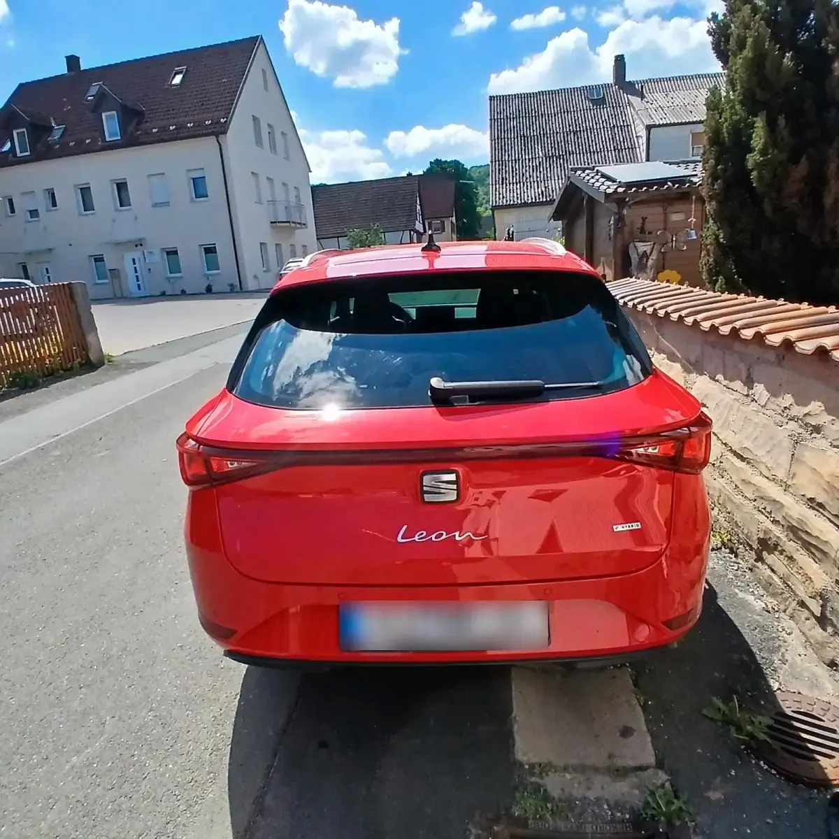 Używany Seat Leon 204 KM (150 kW) 2021 Czerwony Kombi
