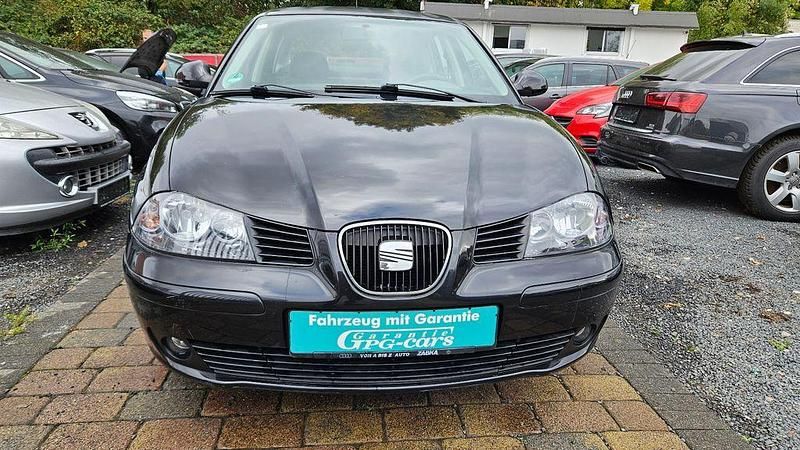 Schwarz Gebraucht 2004 Seat Cordoba Stylance Limousine | 2.990 € - Bild 1/4