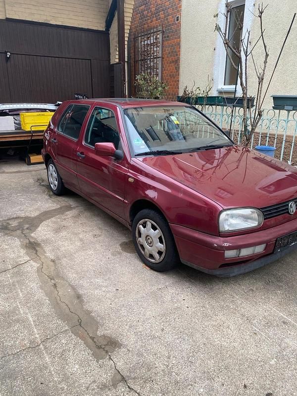 Gebraucht VW Golf III 75 PS (55 kW) 1997 Rot Limousine