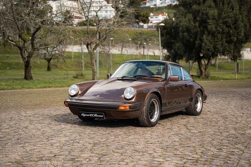 Braun Gebraucht 1976 Porsche 911 Carrera | 115.000 € - Bild 1/4