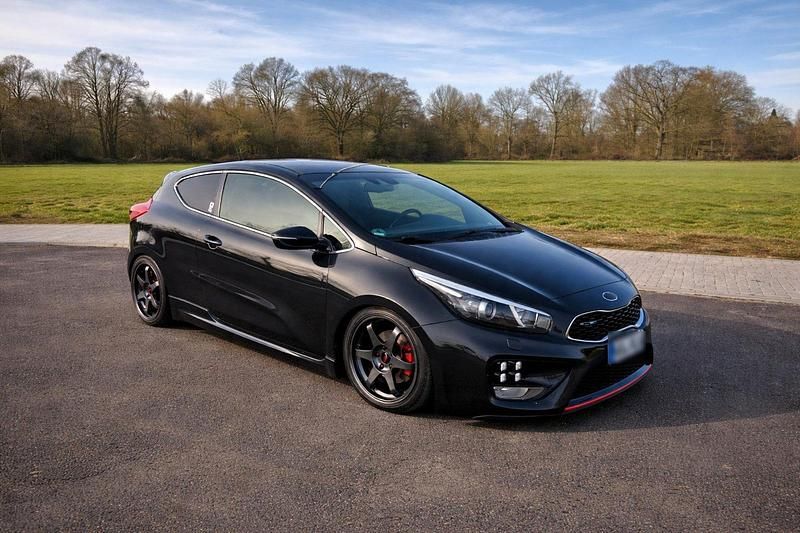 Gebraucht Kia Ceed GT GT-Track 204 PS (150 kW) 2014 Schwarz Coupé