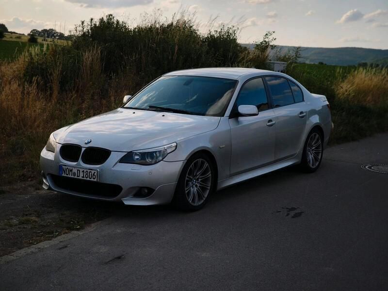 Silber Gebraucht 2006 BMW 530 M Sport Limousine | 5.555 € (Guter Preis) - Bild 1/4