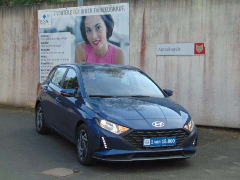 Blau Gebraucht 2024 Hyundai i20 Limousine | 17.990 € (Fairer Preis) - Bild 1/4