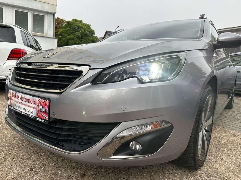 Silber Gebraucht 2017 Peugeot 308 Kombi | 8.299 € (Fairer Preis) - Bild 1/4