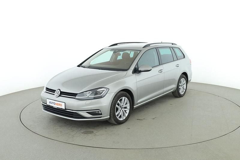 Usado VW Golf VII Comfortline 116 HP (85 kW) 2018 Carrinha