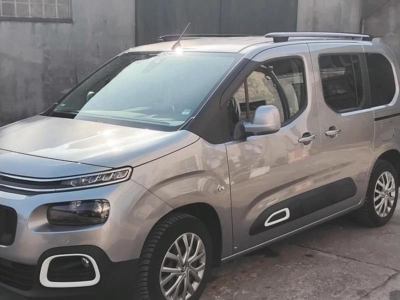 Gebraucht Citroën Berlingo Feel 130 PS (95 kW) 2019 Grau Van / Kleinbus