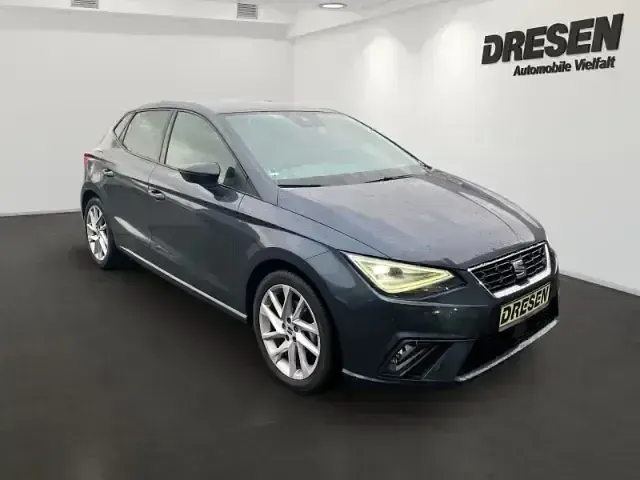 Gebraucht Seat Ibiza FR 110 PS (80 kW) 2023 Magnetic grau metallic Kleinwagen