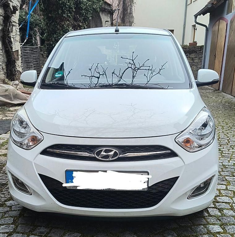 Gebraucht Hyundai i10 Style 86 PS (63 kW) 2012 Weiß Kleinwagen