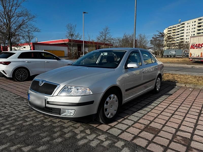 Gebraucht Skoda Octavia 2008 Silber Limousine