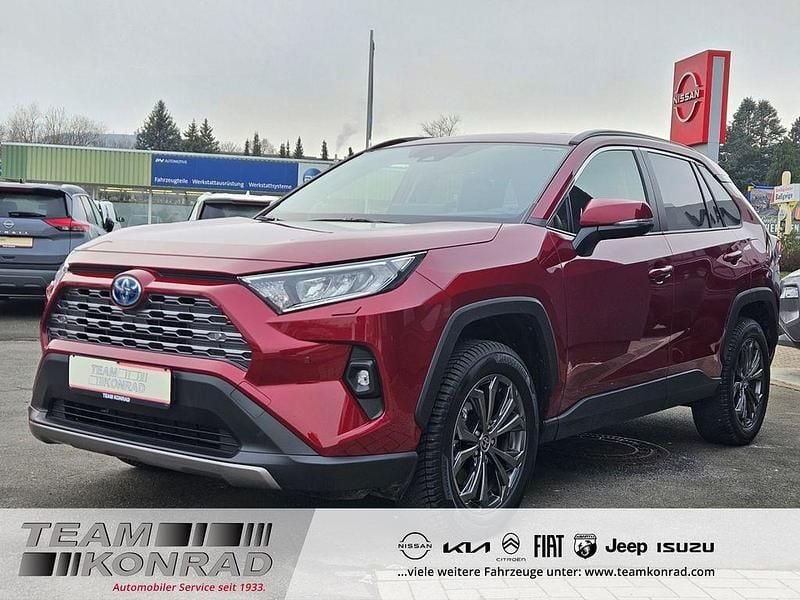 Rot Gebraucht 2025 Toyota RAV4 Hybrid Team SUV | 36.990 € (Superpreis) - Bild 1/4