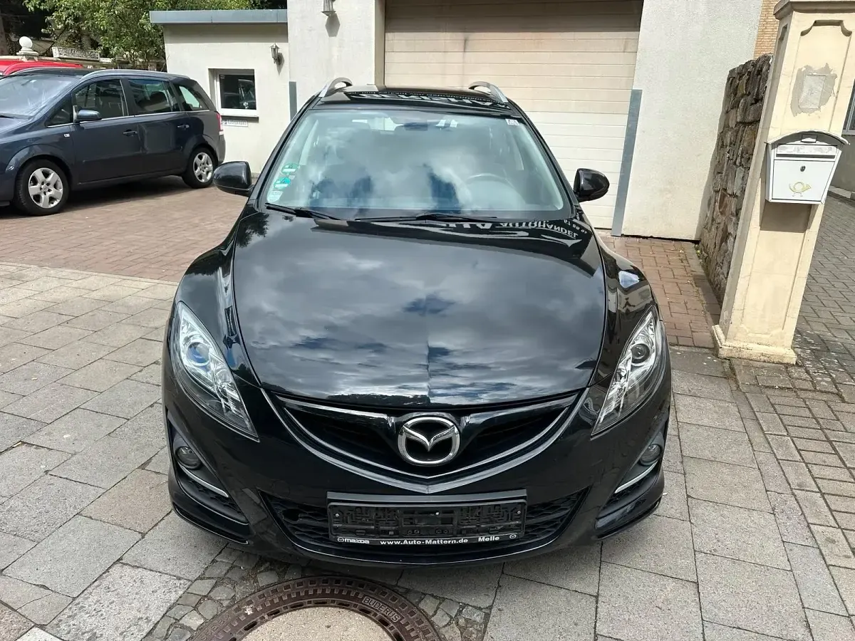 Gebraucht Mazda 6 163 PS (119 kW) 2011 Schwarz Kombi