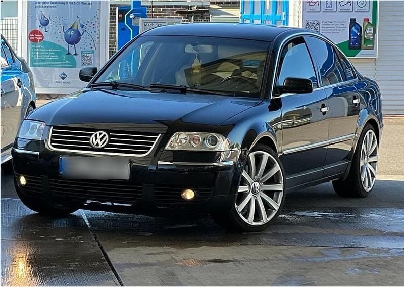 Schwarz Gebraucht 2002 VW Passat Limousine | 3.250 € (Fairer Preis) - Bild 1/4